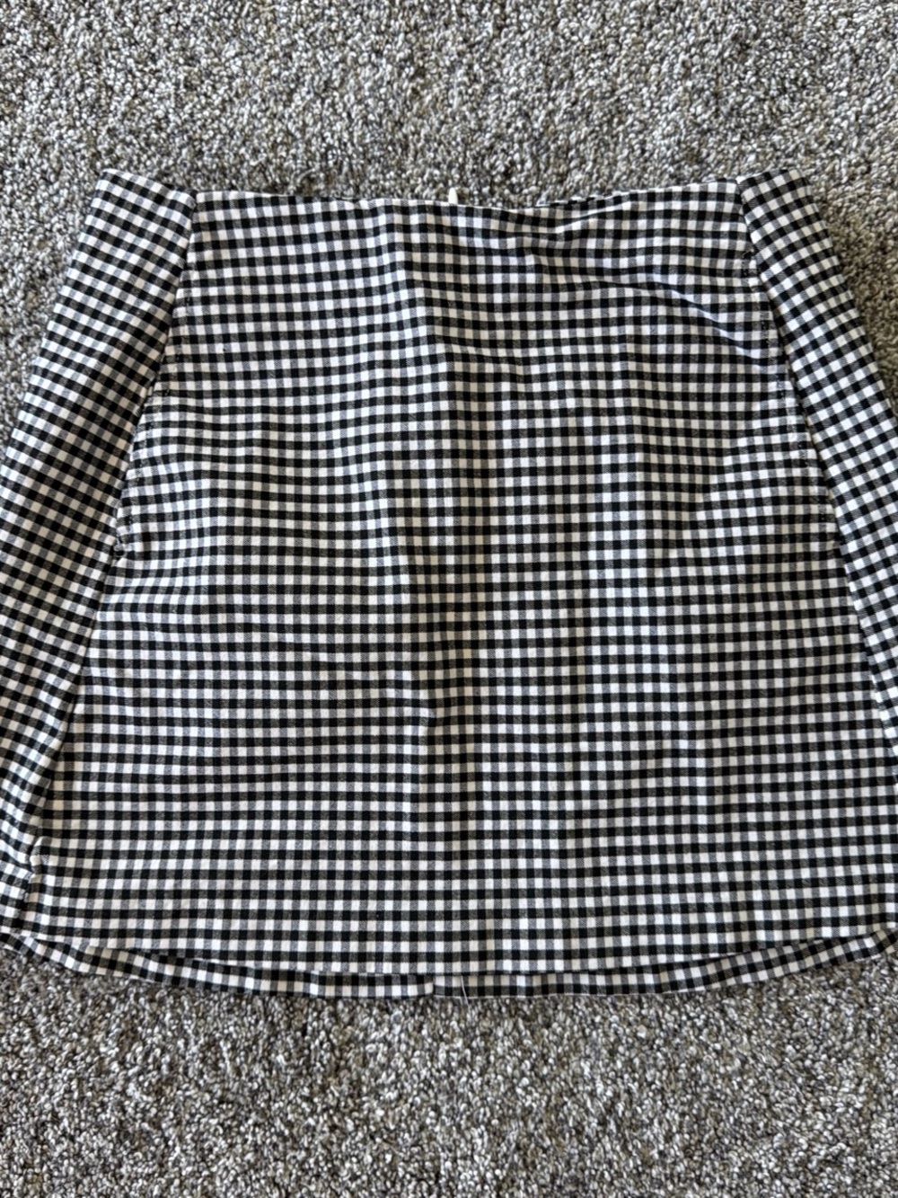 Urban Outfitters Black and White Gingham Sweater